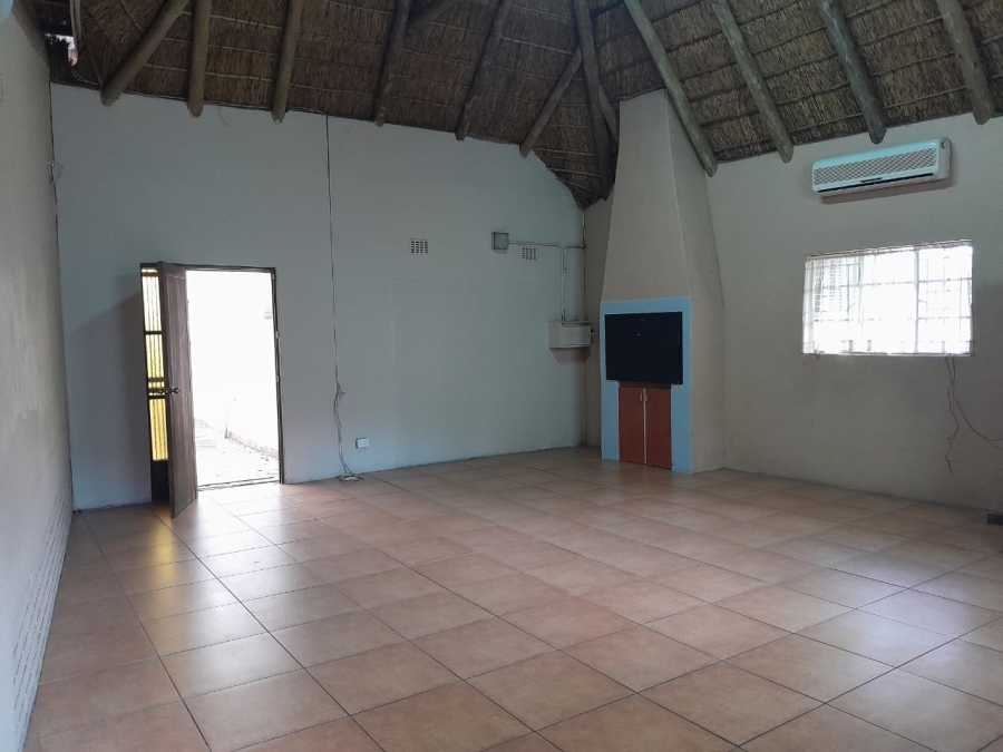 3 Bedroom Property for Sale in Oos Einde North West
